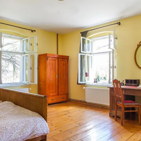 Tatil Evi Fuer Eine Grosse Familie Oder Eine Gruppe Von Freunden By Interhome Janowice Wielkie