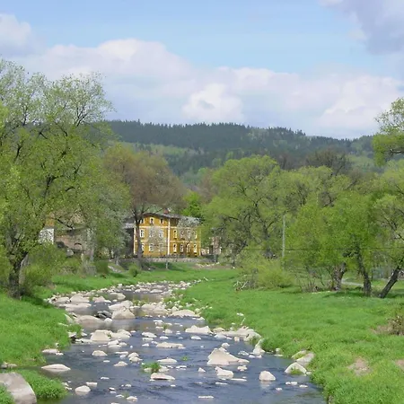 Fuer Eine Grosse Familie Oder Eine Gruppe Von Freunden By Interhome