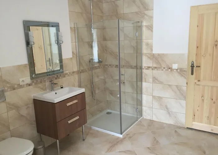 Fuer Eine Grosse Familie Oder Eine Gruppe Von Freunden By Interhome Janowice Wielkie