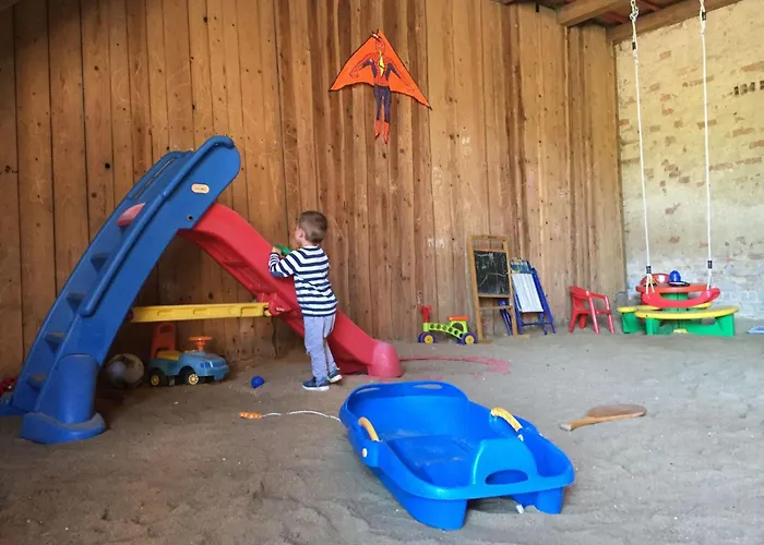 Tatil Evi Fuer Eine Grosse Familie Oder Eine Gruppe Von Freunden By Interhome Janowice Wielkie